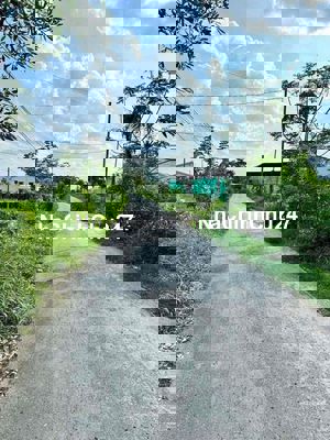 Bán 2 lô đất mặt tiền giá rẻn nhựa An Thạnh  gần chợ Hòa Phú