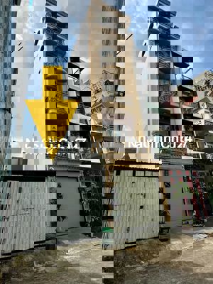 Chính chủ bán đất trống mặt tiền Nguyễn Súy 4mx15,5m