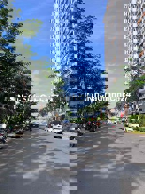 Bán căn nhà phố đối diện chung cư mặt tiền kinh doanh