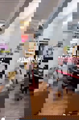 Bán Gấp CC A2 Nguyễn Cơ Thạch, 86m2, 2 Ngủ, 2VS, BC Đông Nam, Đã sửa