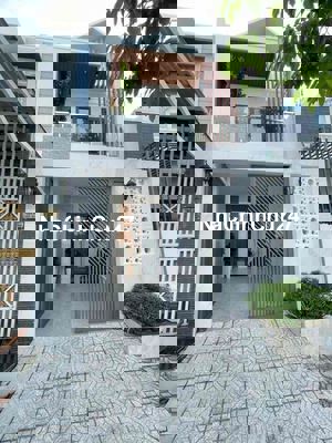 Việt kiều định cư nước ngoài bán lại căn nhà ngay KDC Bửu Long