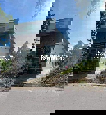 Bán gấp 192,1m2 đất mặt tiền buôn bán  giá 570tr.