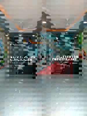 CHỦ GỞI BÁN NHÀ 2/ ĐƯỜNG VĨNH LỘC GẦN NGÃ 5 2PN 2W DT:4X12 GIÁ 2TỶ O60