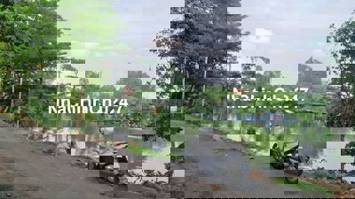 Đất 9 x 37 mặt tiền view Hồ sát cv di tích tưởng niệm Vua hùng Thủ đức