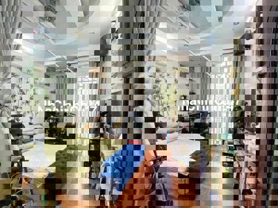 Nhà mặt tiền 4.5x16m, cư xá Bắc Hải, 4 tầng - 5PN