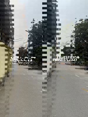 bán 310m2 đất mặt đường kinh doanh gần thị trấn sóc sơn giá 18 triệu/m