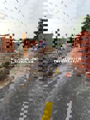 Đất sổ đỏ 80m2, mặt tiền đường nhựa, Chánh Phú Hoà, Bến Cát