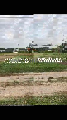 Đất Thổ Cư ,SHR,Chủ nhà kẹt tiền ,Cần bán gấp.Giá thương lượng