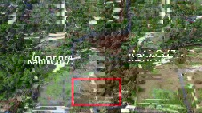 Đất 2 mặt kiệt suối sau lưng 500m2 có 120m2 đất ở ngang rộng rãi 27m