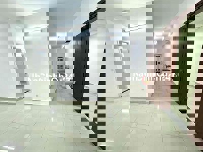 Ở liền, nhà trống, Cc Topaz City quận 8