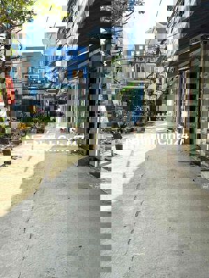 Bán nhà mới tặng nội thất, khu dân cư hiện hưu chỉnh trang