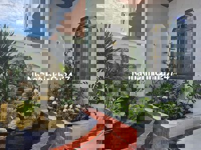 🔥BÁN GẤP🔥Nhà măt tiền 1tỷ750, chủ cần bán gắp để đi định cư nước ngoài