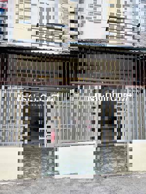 NHÀ BÁN CHÍNH CHỦ. HUYỆN ĐỨC HÒA. LONG AN. TRỆT 1LẦU. DT: 4x10m