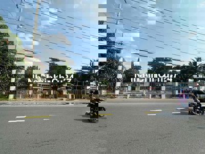 Lô góc 2 mặt tiền đường Nguyễn Văn Khạ, Phạm Văn Cội.