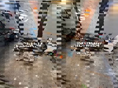 NHÀ CHỦ Ở CẦN BÁN GẤP NHÀ 3 TẦNG MẶT TIỀN SÁT ĐƯỜNG LÝ THÁI TÔNG