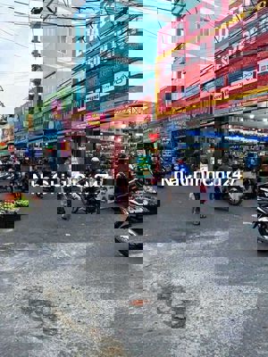 Chính chủ bán nhà mặt tiền trong lòng chợ Hưng Long 90m² giá 1,2 tỷ