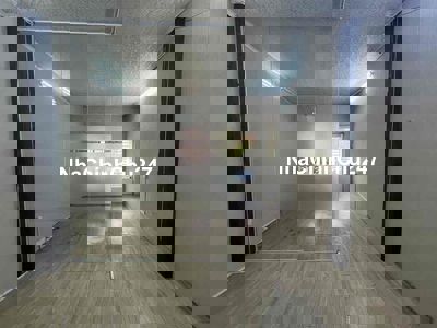 Nhà nguyên căn mặt tiền cư xá bắc hải P15 Q10.