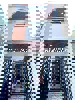 Cần Bán Gấp Nhà Tân Kiên Bình Chánh Chủ Đang Ngộp Giá 800triệu 100m2