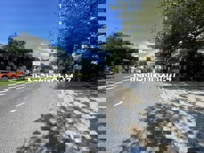 Bán cặp đất vuông vức mặt tiền đường Vương Thừa Vũ_Sơn Trà, gần biển.