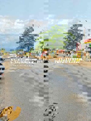 MẶT TIỀN QL14 hai mặt tiền trước sau