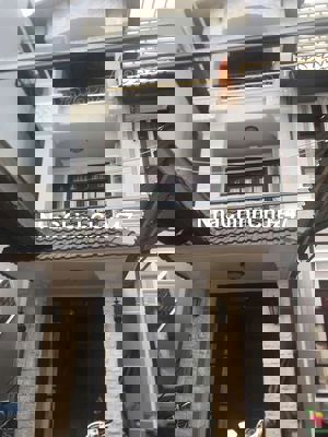 Bán Biệt Thự 8x22m _ 172m2 Mặt Tiền Đường Dân Chủ , Hiệp Phú , Quận 9