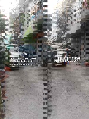 BÁN NHÀ HXH GẦN  TRƯỜNG CHINH 2TẦNG 50N2(4.4*12) NGUYỄN PHÚC CHU P15TB