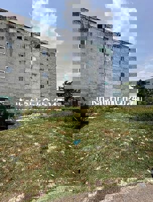 Chủ di cư cần bán lô Đ. Bờ Bao, Phong Phú, Bình Chánh 97m2 - 1ty033