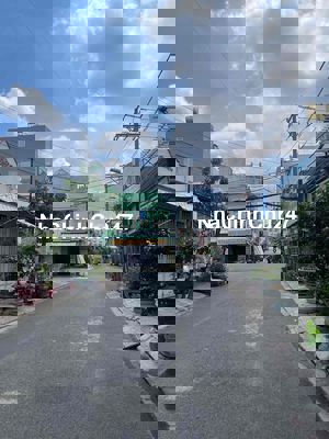 NHÀ MẶT TIỀN CƯ XÁ PHÚ LÂM C, 4x17.25m 2TẤM GIÁP KHU TÊN LỬA 8TỶ TL