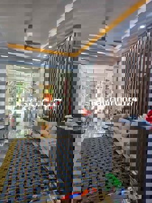 Chủ nhà chuyển sang phố nên bán nhanh khu biệt thự Chapy -An Đồng