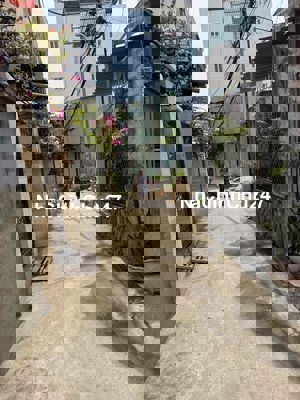 lô đất 2 mặt kiệt trước sau Trường chinh, cách đường chính 30m