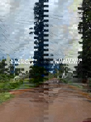 Chính chủ bán cực rẻ lô nhựa 260m2,TC 100m2 /390 triệu, cạnh DT 741