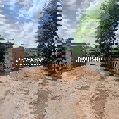 Lô gốc 2 mặt tiền thủy xuân gần làng hành hương huế