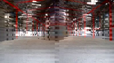 Chính chủ bán gấp đất tặng nhà xưởng 1.700,8m2 gần cầu vượt bình phước