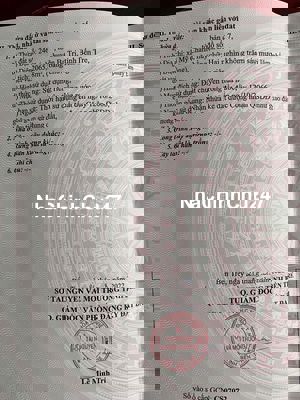 Báng đất ruộng mặt đường bê tông