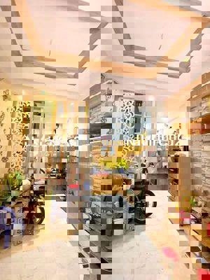 cần bán Giá thiện chí Nhà Trường chinh 25m2 - mt:5m mặt ngõ KD - oto