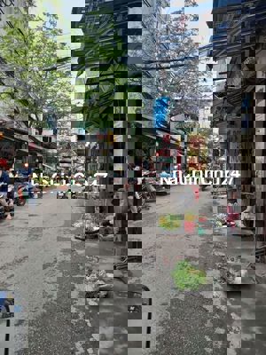 Chính chủ bán gấp mảnh đất 50m , có sổ riêng, sát phố, Lĩnh Nam, HM