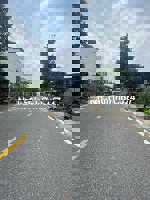 Mặt tiền đường số 15 gần trung tâm Thành Phố mới , dt 100m2 giá hời