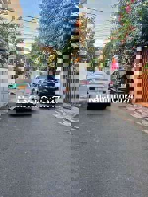 Nhà 3 Tầng P2 Gần Biển