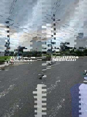 NHÀ CHÍNH CHỦ, CẦN BÁN GẤP, ĐƯỜNG HƯNG NHƠN ( GẦN CHỢ BỜ NGỰA )