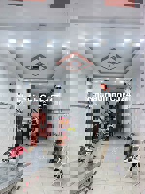 GIÁ TỐT CHÍNH CHỦ Cần Bán Nhanh Căn Nhà Đẹp Vị Trí Tại Quận 10, TP HCM