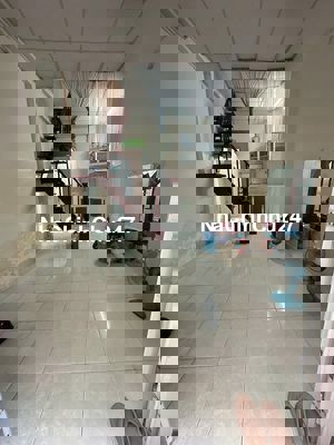 Bán Nhà P10 Tân Bình ngang 3.5m - 2 lầu SH chính chủ Ni Sư Huỳnh Liên