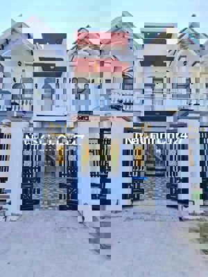 Chính Chủ Cần Tiền Bán Gấp Căn Nhà Ngay Chợ Long Thượng