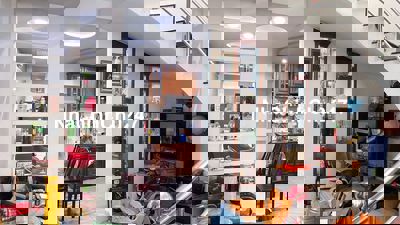 Bán Nhà 1/ Trường Chinh 4,3m x 15m=66m2 Xây 4 Tầng hẻm 7m Giá 10.5 Tỷ