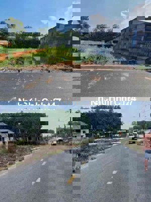 Chính chủ bán gấp lô đất 758m2 ngay tuyến số 4 nối ra Tạo Lực 65m