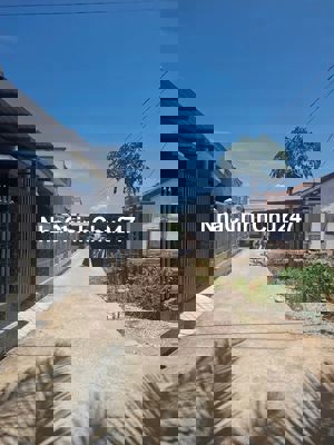 Chính chủ cần bàn Nhà trung tâm thị trấn Đất Đỏ