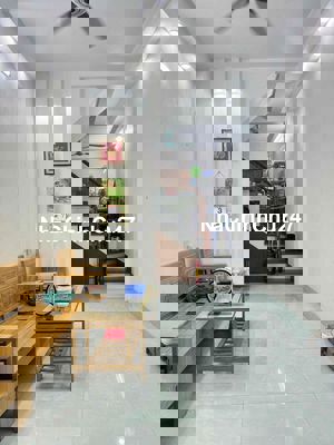 Chính chủ bán nhà Kim Chung Hoài Đức. Full nội thất