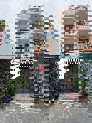 CHÍNH CHỦ - BÁN GẤP NHÀ HẺM VIP CẦU XÉO - 4X18 - 3 LẦU - GIÁ TỐT