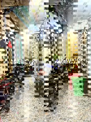 Bán  nhà  Thiên  Phước,  Tân  Bình