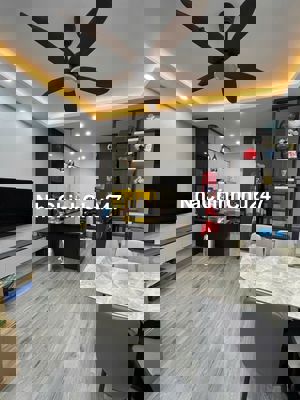 Bán nhà 4 tầng ô tô đỗ cửa