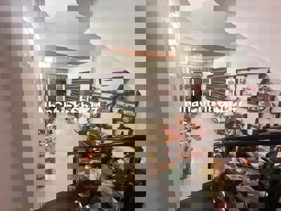 Chính chủ bán nhà 4 tầng đường Nguyễn Xuân Nhĩ Q.Hải Châu